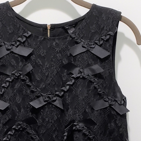 *SOLD* Ann Taylor Satin Bow Lace Tank Top XS - Picture 7 of 8